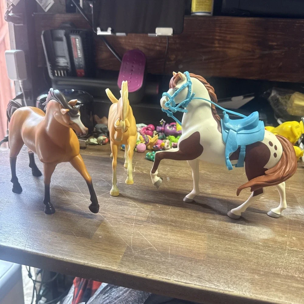 Dreamworks Spirit Horses (3) Horses Great Condition ~ LOT 2 - 5 1/2